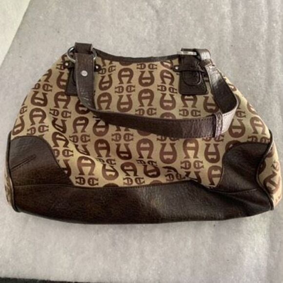 Etienne Aigner Core Canvas Handbag - Picture 3 of 6